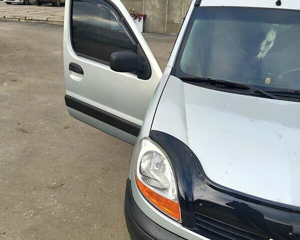 Серый Рено Кенгу, объемом двигателя 1.5 л и пробегом 244 тыс. км за 4500 $, фото 19 на Automoto.ua