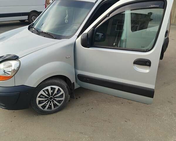 Серый Рено Кенгу, объемом двигателя 1.5 л и пробегом 244 тыс. км за 4500 $, фото 20 на Automoto.ua