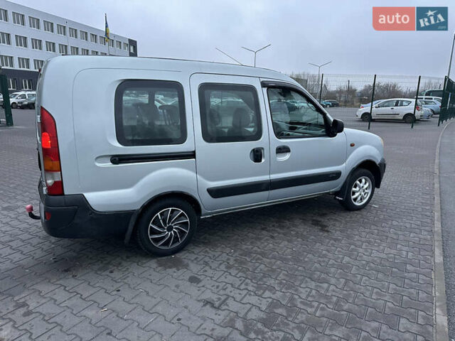 Сірий Рено Кєнгу, об'ємом двигуна 1.5 л та пробігом 230 тис. км за 4400 $, фото 9 на Automoto.ua