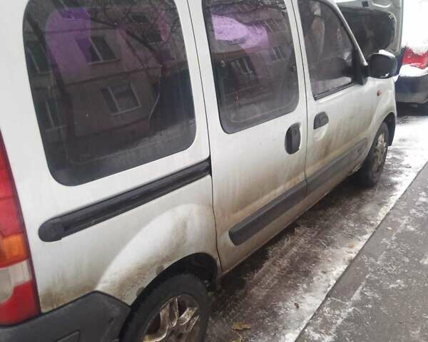 Сірий Рено Кєнгу, об'ємом двигуна 1.39 л та пробігом 356 тис. км за 3300 $, фото 2 на Automoto.ua