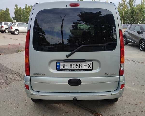 Серый Рено Кенгу, объемом двигателя 1.2 л и пробегом 192 тыс. км за 4800 $, фото 9 на Automoto.ua