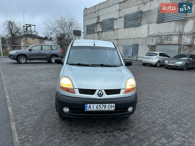 Сірий Рено Кєнгу, об'ємом двигуна 1.5 л та пробігом 230 тис. км за 4400 $, фото 10 на Automoto.ua