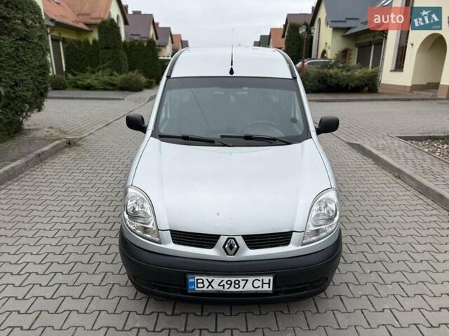 Сірий Рено Кєнгу, об'ємом двигуна 1.5 л та пробігом 275 тис. км за 3999 $, фото 2 на Automoto.ua