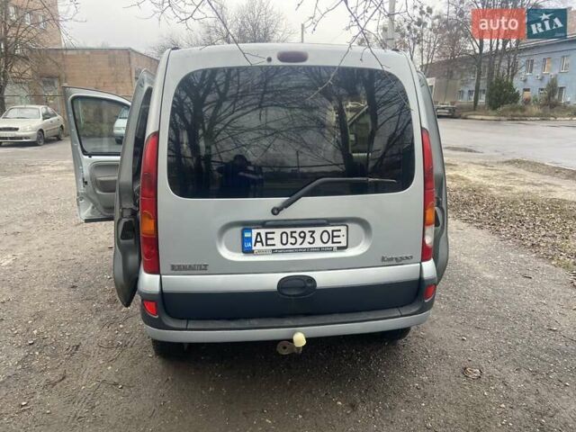 Сірий Рено Кєнгу, об'ємом двигуна 1.39 л та пробігом 284 тис. км за 5000 $, фото 11 на Automoto.ua