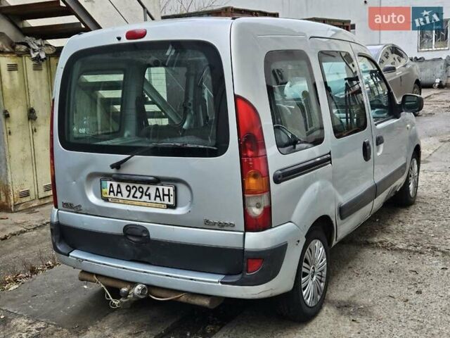 Серый Рено Кенгу, объемом двигателя 1.4 л и пробегом 625 тыс. км за 2600 $, фото 4 на Automoto.ua