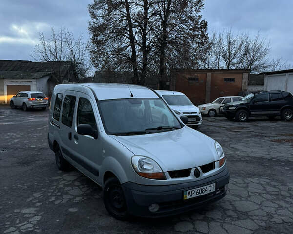 Сірий Рено Кєнгу, об'ємом двигуна 1.5 л та пробігом 270 тис. км за 3900 $, фото 1 на Automoto.ua