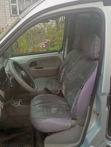 Серый Рено Кенгу, объемом двигателя 1.46 л и пробегом 388 тыс. км за 2500 $, фото 6 на Automoto.ua