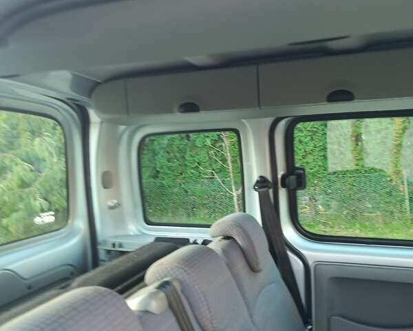 Серый Рено Кенгу, объемом двигателя 1.6 л и пробегом 221 тыс. км за 5600 $, фото 20 на Automoto.ua