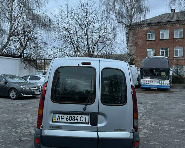 Сірий Рено Кєнгу, об'ємом двигуна 1.5 л та пробігом 270 тис. км за 3900 $, фото 4 на Automoto.ua