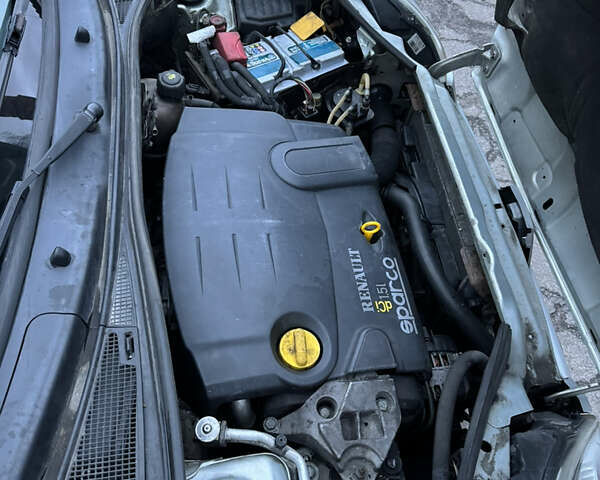 Сірий Рено Кєнгу, об'ємом двигуна 1.5 л та пробігом 270 тис. км за 3900 $, фото 14 на Automoto.ua