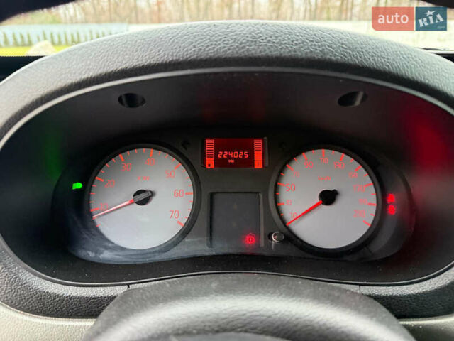 Серый Рено Кенгу, объемом двигателя 1.6 л и пробегом 224 тыс. км за 6300 $, фото 32 на Automoto.ua