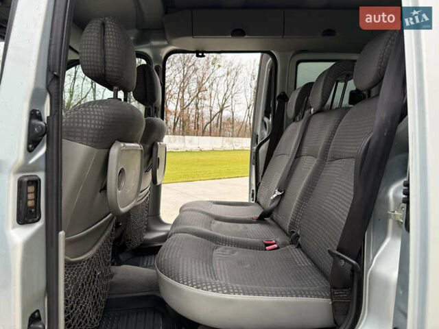 Серый Рено Кенгу, объемом двигателя 1.6 л и пробегом 224 тыс. км за 6300 $, фото 27 на Automoto.ua