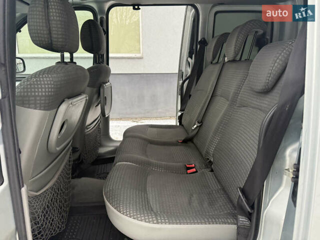 Серый Рено Кенгу, объемом двигателя 1.6 л и пробегом 224 тыс. км за 6200 $, фото 27 на Automoto.ua