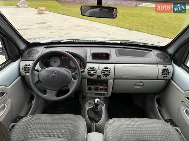 Серый Рено Кенгу, объемом двигателя 1.6 л и пробегом 224 тыс. км за 6300 $, фото 13 на Automoto.ua