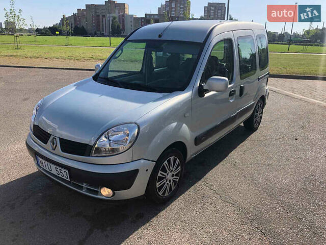 Серый Рено Кенгу, объемом двигателя 0 л и пробегом 170 тыс. км за 6500 $, фото 1 на Automoto.ua