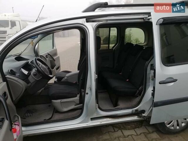 Серый Рено Кенгу, объемом двигателя 1.46 л и пробегом 365 тыс. км за 6300 $, фото 12 на Automoto.ua