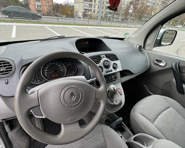 Серый Рено Кенгу, объемом двигателя 1.6 л и пробегом 172 тыс. км за 7300 $, фото 9 на Automoto.ua