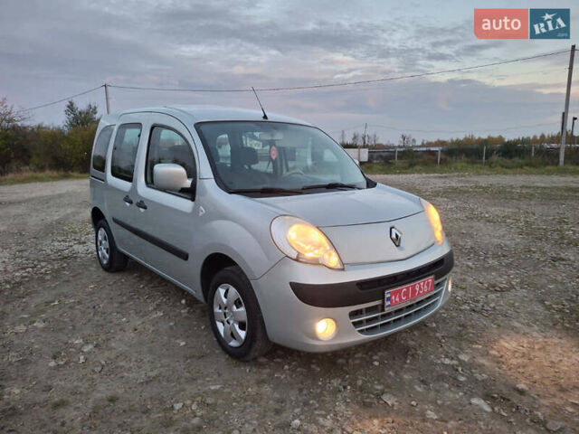 Серый Рено Кенгу, объемом двигателя 1.5 л и пробегом 237 тыс. км за 7350 $, фото 2 на Automoto.ua