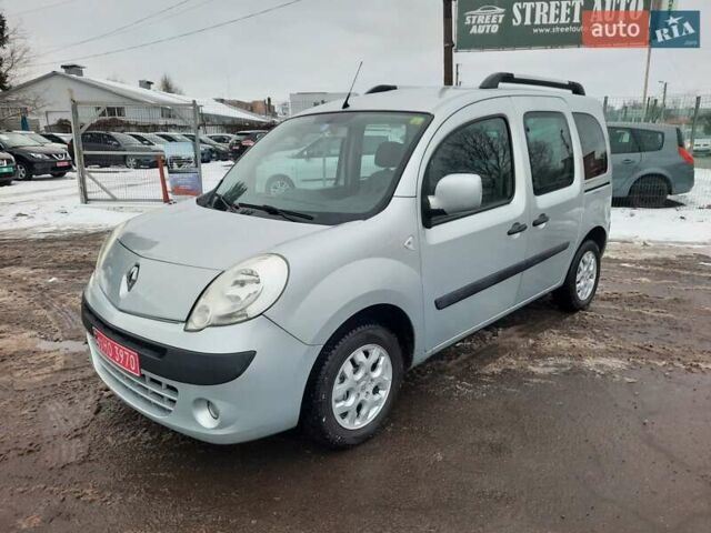 Серый Рено Кенгу, объемом двигателя 1.6 л и пробегом 186 тыс. км за 7900 $, фото 4 на Automoto.ua