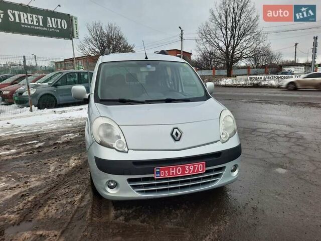 Серый Рено Кенгу, объемом двигателя 1.6 л и пробегом 186 тыс. км за 7900 $, фото 23 на Automoto.ua