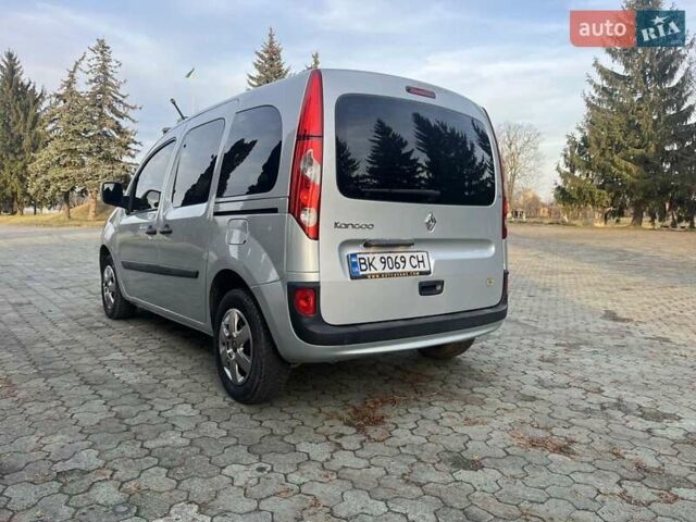Серый Рено Кенгу, объемом двигателя 1.46 л и пробегом 245 тыс. км за 6250 $, фото 19 на Automoto.ua