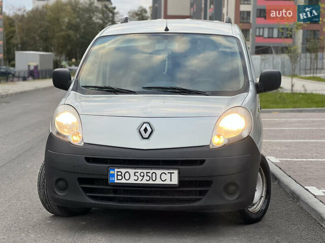 Сірий Рено Кєнгу, об'ємом двигуна 1.5 л та пробігом 242 тис. км за 5499 $, фото 2 на Automoto.ua
