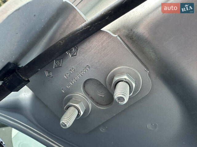 Серый Рено Кенгу, объемом двигателя 1.5 л и пробегом 237 тыс. км за 7350 $, фото 34 на Automoto.ua