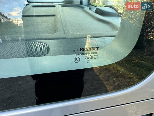 Серый Рено Кенгу, объемом двигателя 1.5 л и пробегом 237 тыс. км за 7350 $, фото 23 на Automoto.ua