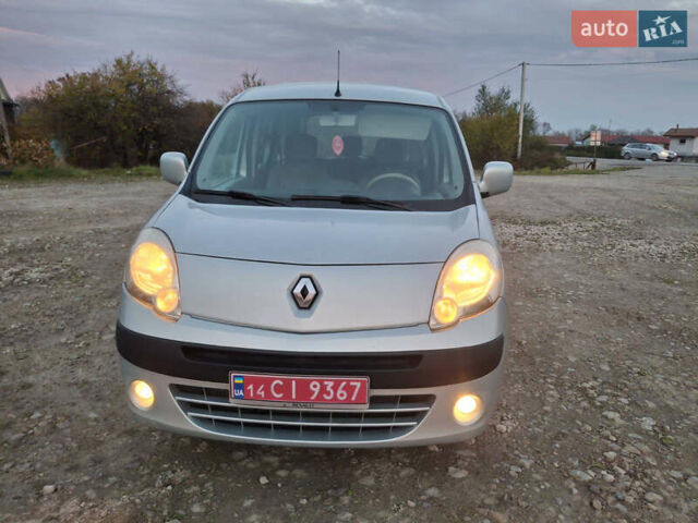 Серый Рено Кенгу, объемом двигателя 1.5 л и пробегом 237 тыс. км за 7350 $, фото 1 на Automoto.ua