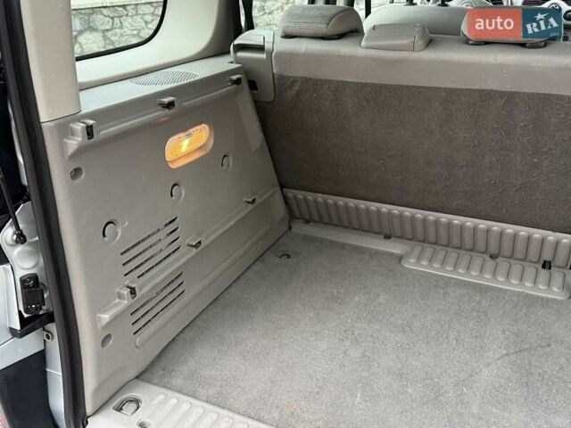 Сірий Рено Кєнгу, об'ємом двигуна 1.6 л та пробігом 168 тис. км за 7450 $, фото 25 на Automoto.ua