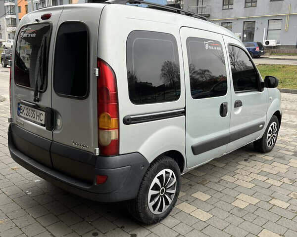 Серый Рено Кенгу, объемом двигателя 1.5 л и пробегом 290 тыс. км за 5400 $, фото 5 на Automoto.ua