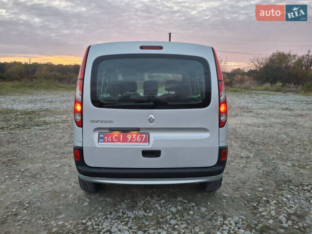 Серый Рено Кенгу, объемом двигателя 1.5 л и пробегом 237 тыс. км за 7350 $, фото 5 на Automoto.ua