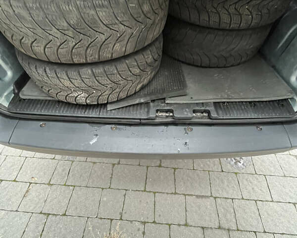 Серый Рено Кенгу, объемом двигателя 1.5 л и пробегом 290 тыс. км за 5400 $, фото 21 на Automoto.ua