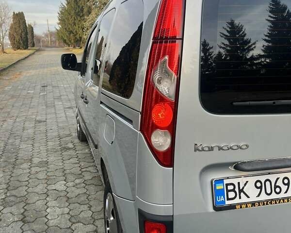 Серый Рено Кенгу, объемом двигателя 1.46 л и пробегом 245 тыс. км за 6250 $, фото 20 на Automoto.ua