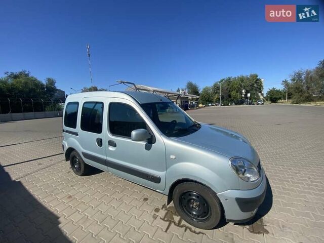 Сірий Рено Кєнгу, об'ємом двигуна 1.4 л та пробігом 191 тис. км за 4700 $, фото 3 на Automoto.ua