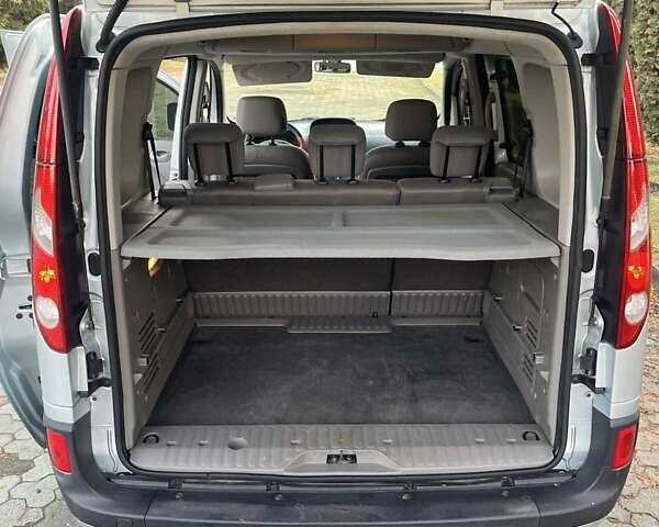 Серый Рено Кенгу, объемом двигателя 1.46 л и пробегом 245 тыс. км за 6250 $, фото 31 на Automoto.ua