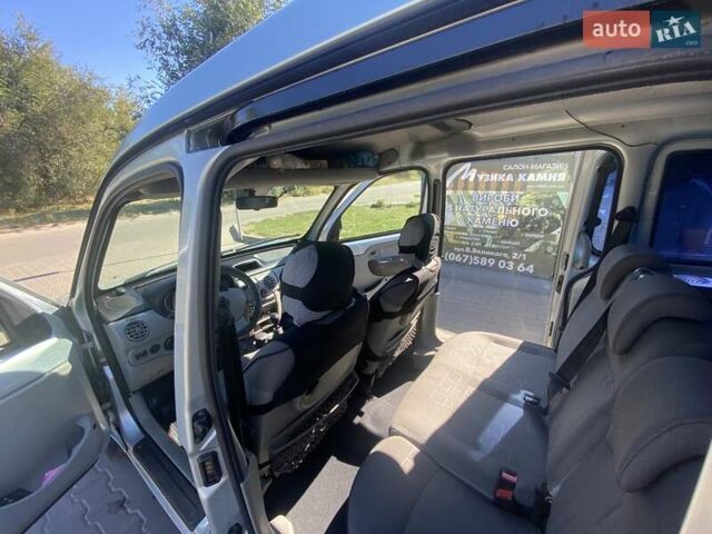 Сірий Рено Кєнгу, об'ємом двигуна 1.4 л та пробігом 191 тис. км за 4700 $, фото 11 на Automoto.ua
