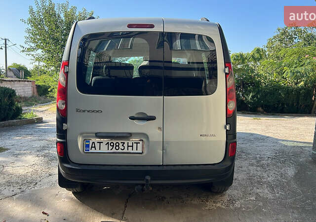 Сірий Рено Кєнгу, об'ємом двигуна 1.46 л та пробігом 250 тис. км за 5400 $, фото 5 на Automoto.ua