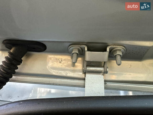 Серый Рено Кенгу, объемом двигателя 1.5 л и пробегом 237 тыс. км за 7350 $, фото 36 на Automoto.ua