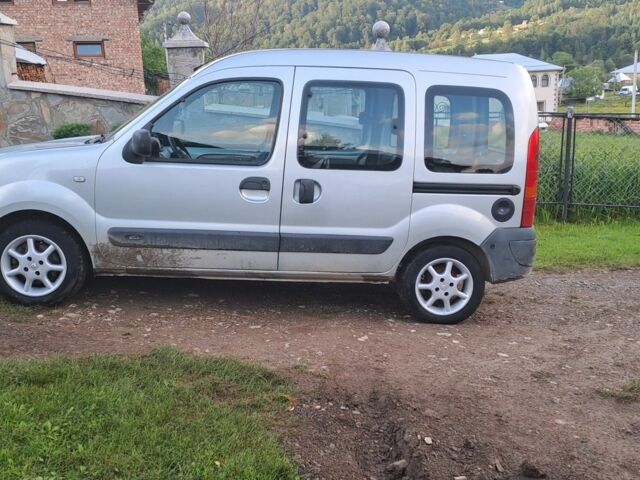 Серый Рено Кенгу, объемом двигателя 1.5 л и пробегом 210 тыс. км за 4200 $, фото 1 на Automoto.ua