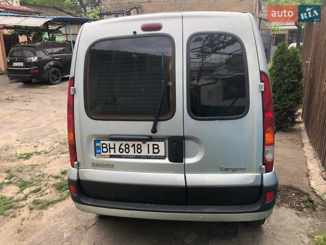 Рено Кенгу 2008 в Одессе на Automoto.ua Серый Рено Кенгу, объемом двигателя 1.87 л и пробегом 160 тыс. км за 4500 $, фото 1 на Automoto.ua