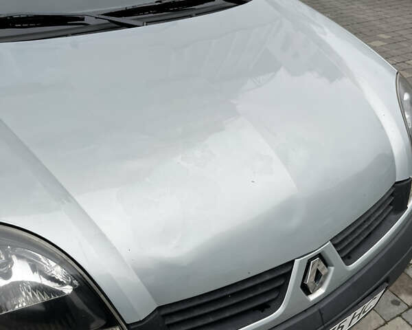 Серый Рено Кенгу, объемом двигателя 1.5 л и пробегом 290 тыс. км за 5400 $, фото 13 на Automoto.ua