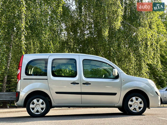 Серый Рено Кенгу, объемом двигателя 1.5 л и пробегом 131 тыс. км за 8100 $, фото 25 на Automoto.ua