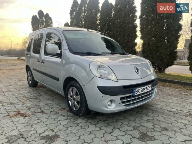 Серый Рено Кенгу, объемом двигателя 1.46 л и пробегом 245 тыс. км за 6250 $, фото 14 на Automoto.ua