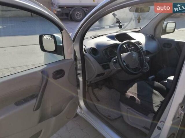 Сірий Рено Кєнгу, об'ємом двигуна 1.46 л та пробігом 364 тис. км за 5500 $, фото 1 на Automoto.ua