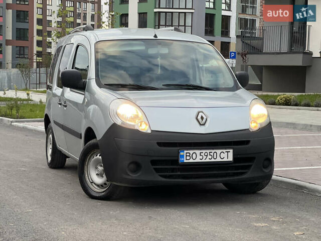Сірий Рено Кєнгу, об'ємом двигуна 1.5 л та пробігом 242 тис. км за 5499 $, фото 7 на Automoto.ua