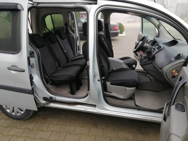 Серый Рено Кенгу, объемом двигателя 1.5 л и пробегом 364 тыс. км за 6300 $, фото 10 на Automoto.ua