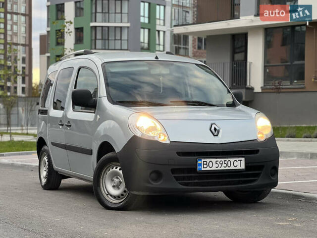Сірий Рено Кєнгу, об'ємом двигуна 1.5 л та пробігом 242 тис. км за 5499 $, фото 6 на Automoto.ua