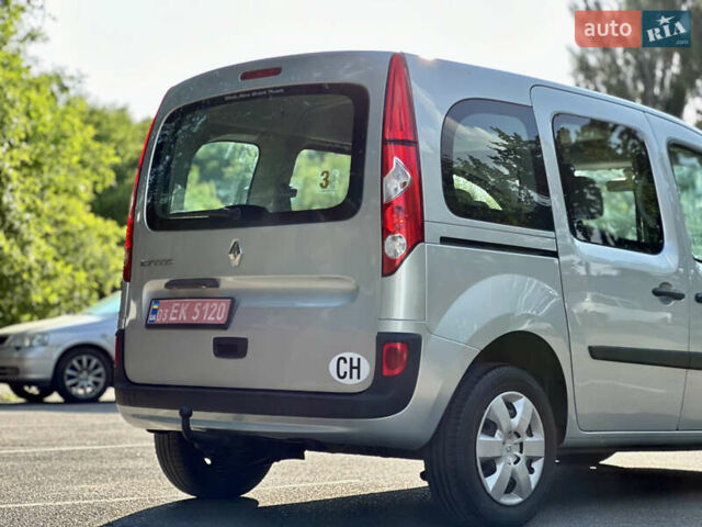 Серый Рено Кенгу, объемом двигателя 1.5 л и пробегом 131 тыс. км за 8100 $, фото 9 на Automoto.ua