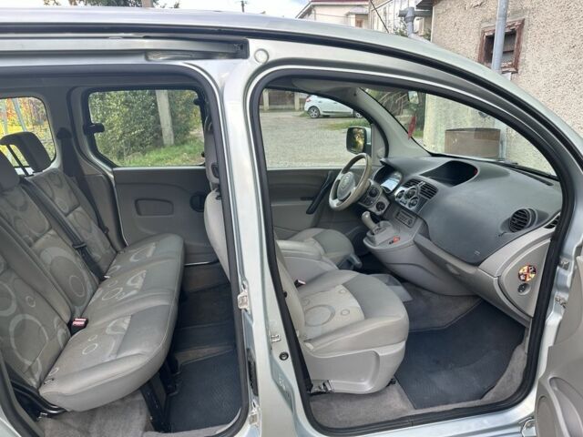 Серый Рено Кенгу, объемом двигателя 1.5 л и пробегом 237 тыс. км за 7350 $, фото 20 на Automoto.ua